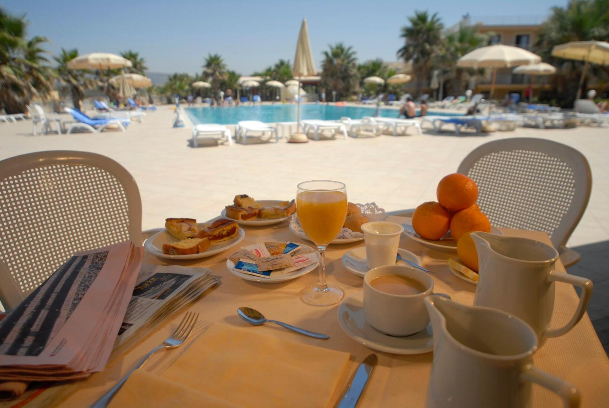 Dioscuri Bay Palace ซานเลโอเน ภายนอก รูปภาพ
