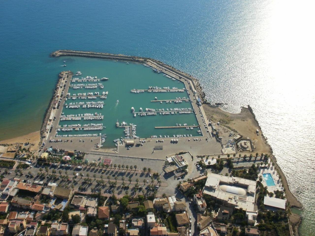Dioscuri Bay Palace ซานเลโอเน ภายนอก รูปภาพ